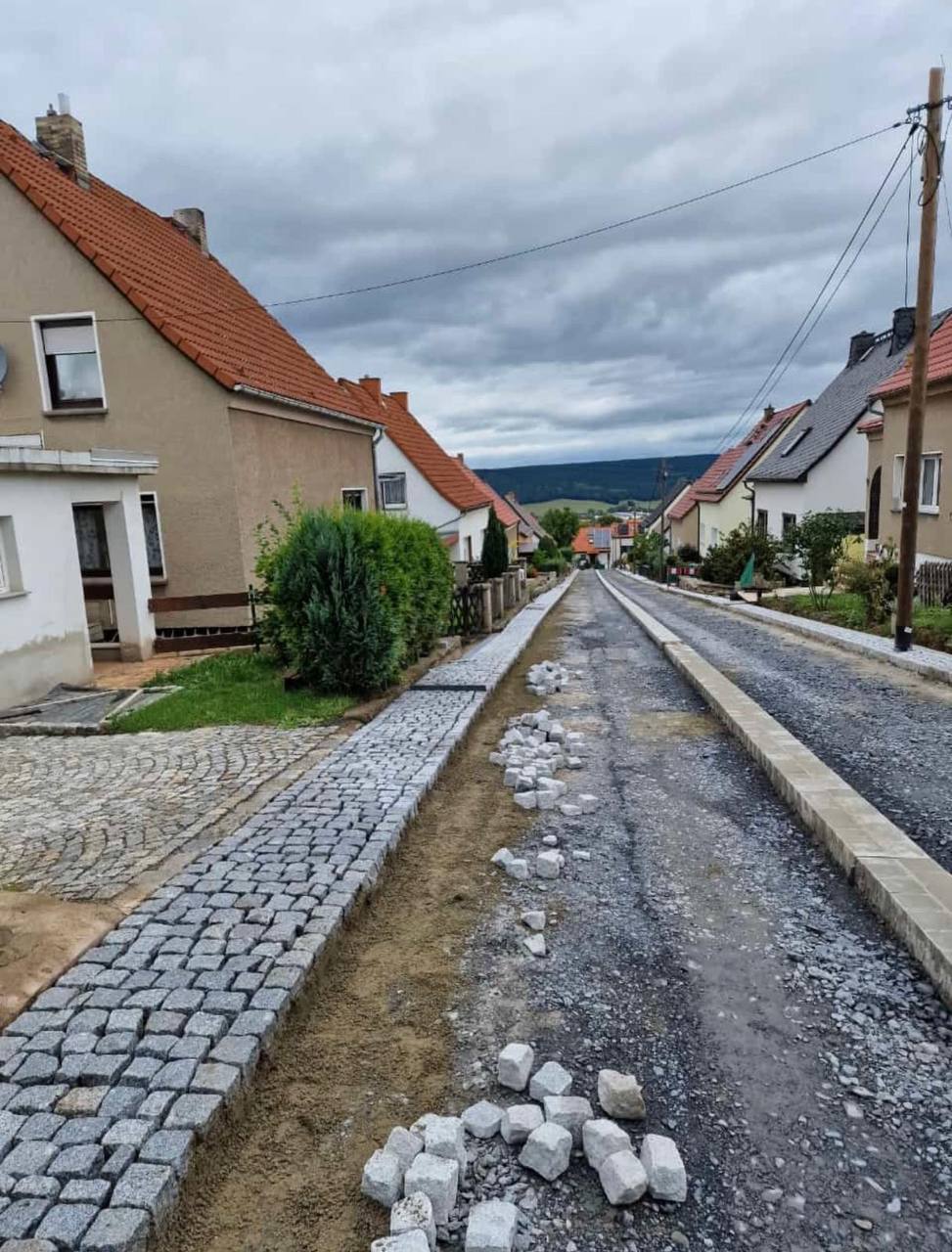 Rote Klinker-Pflastersteine in historischer Innenstadtlage verlegt